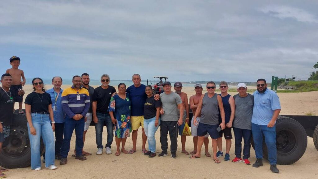 Samarco entrega equipamento que beneficia pescadores de Meaípe e Guaibura 1 WhatsApp Image 2024 11 18 at 13.46.58