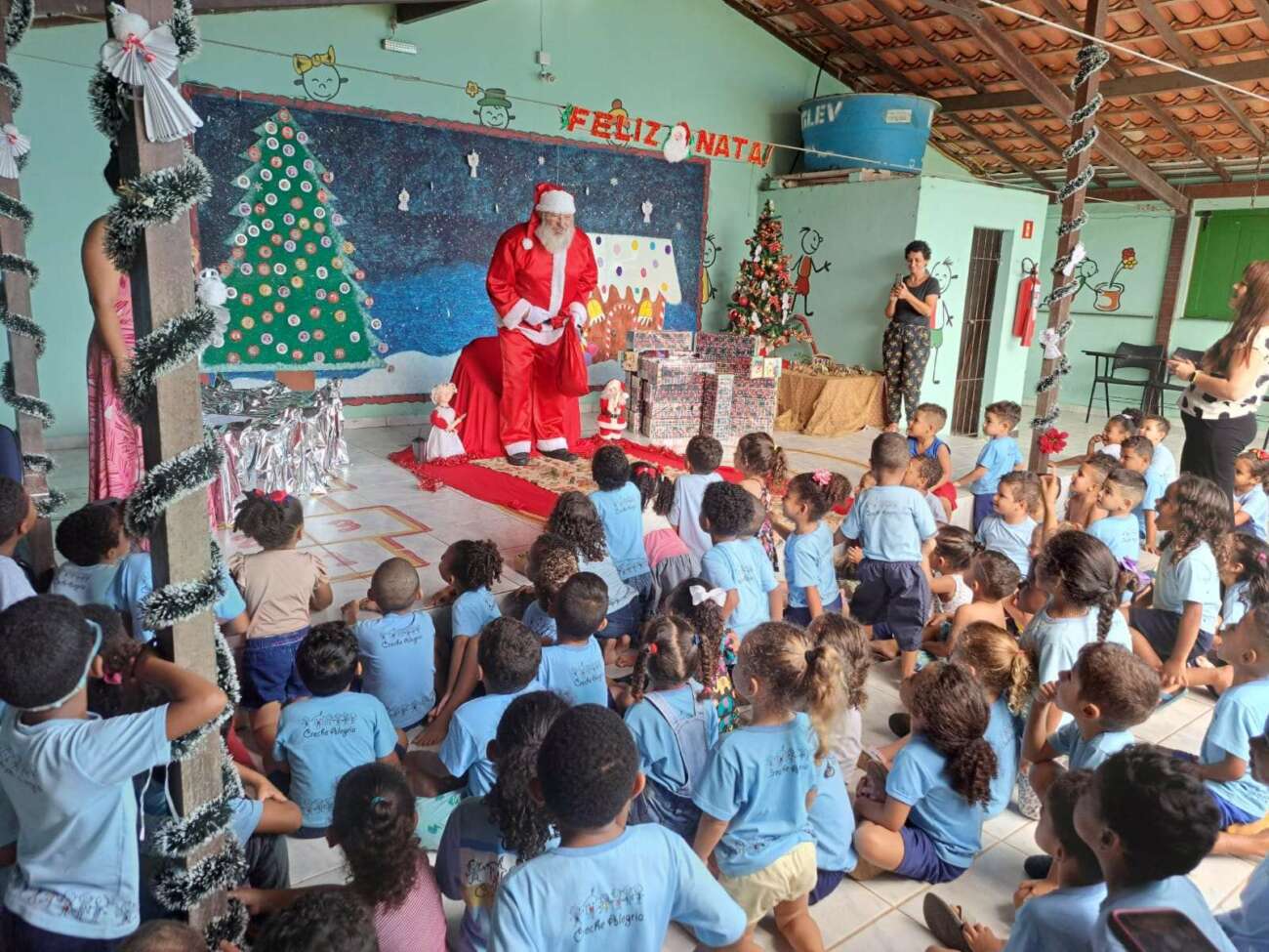 Creche Alegria arrecada doações para realizar a Festa de Natal das crianças