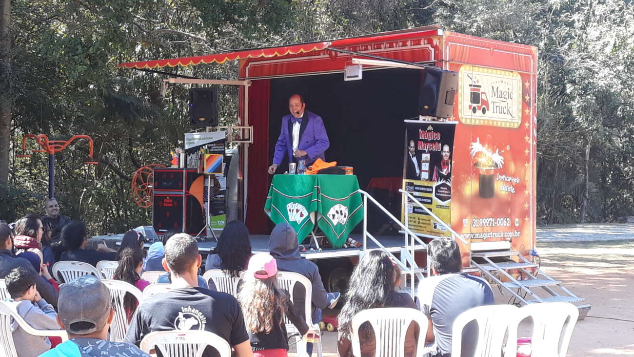 Espetáculo gratuito de mágica acontece nesta terça-feira (17) em Guarapari