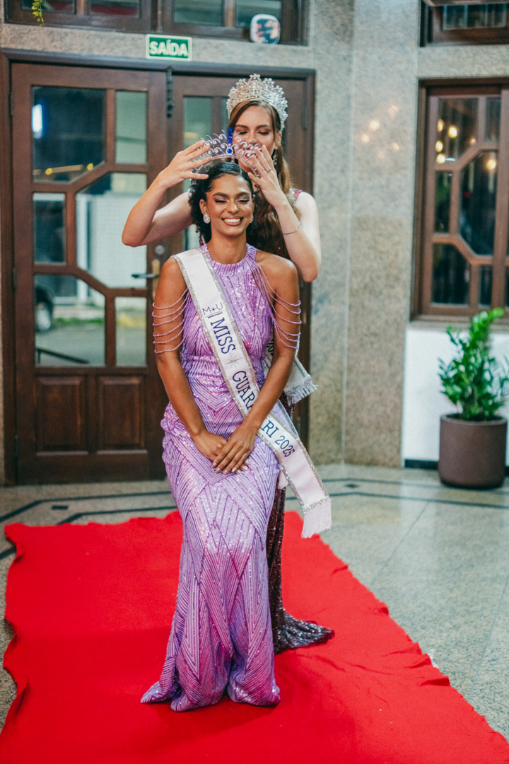 Stefani Oliveira é coroada Miss Universe Guarapari e representará a cidade em 2025