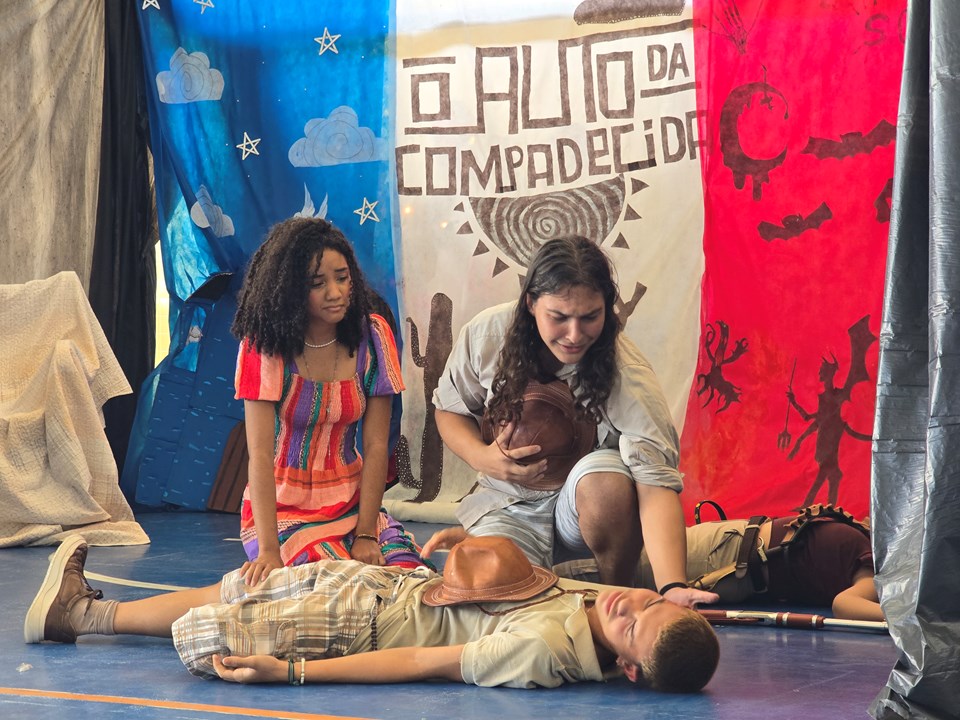 Estudantes de Guarapari apresentam peça baseada em ‘O Auto da Compadecida’ 1 peca teatral