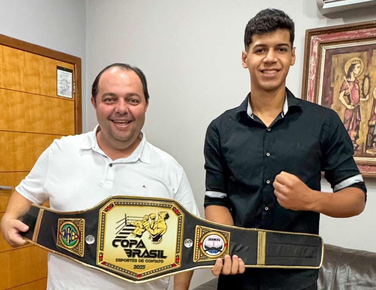 Jovem de Anchieta conquista título nacional de boxe e se classifica para Mundial