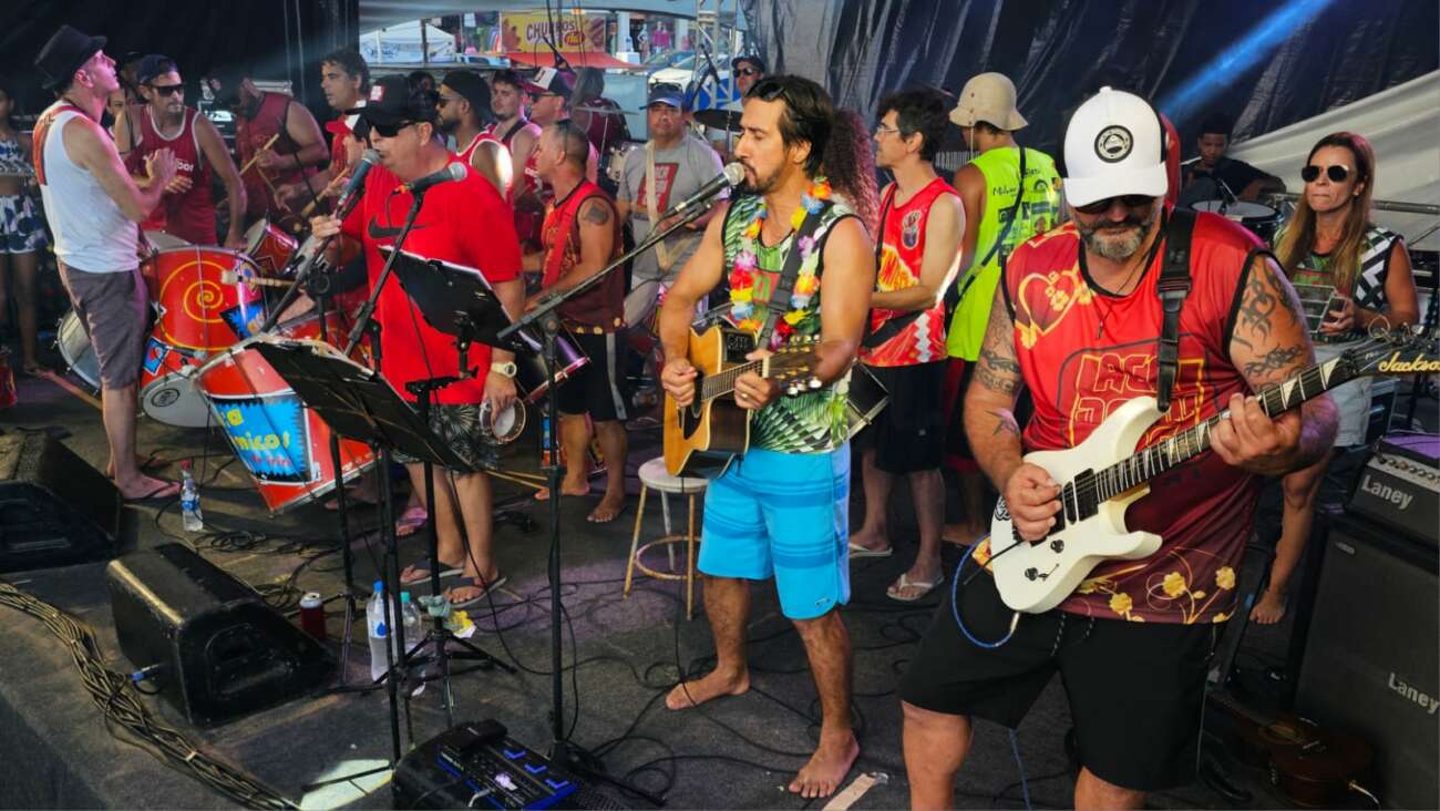 Acadêmicos de Iriri celebra 32 anos com muita brasilidade no Carnaval 2025, em Anchieta