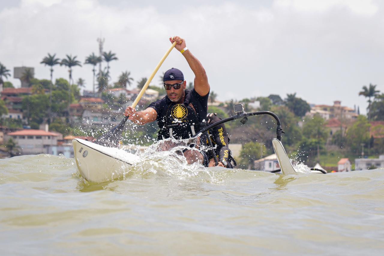 Praia Central de Anchieta recebe 3º Desafio de Canoa Polinésia neste sábado (15)