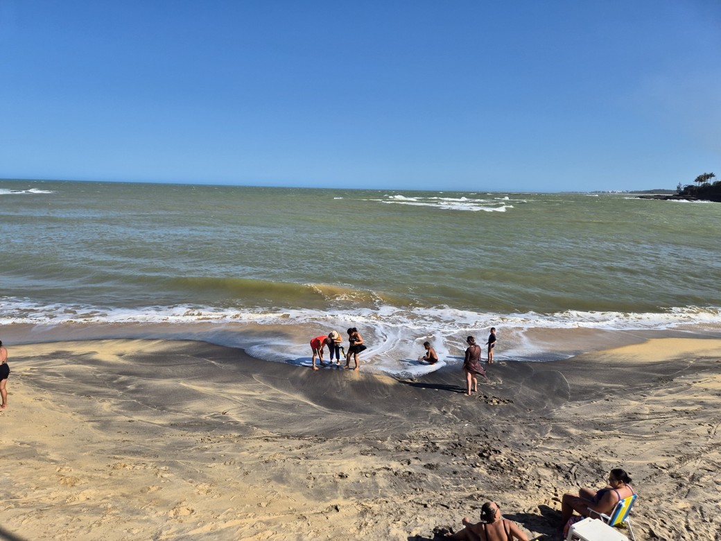 Coluna Dom Antônio: Praia da Areia Preta seria por si só um atrativo mundial para Guarapari