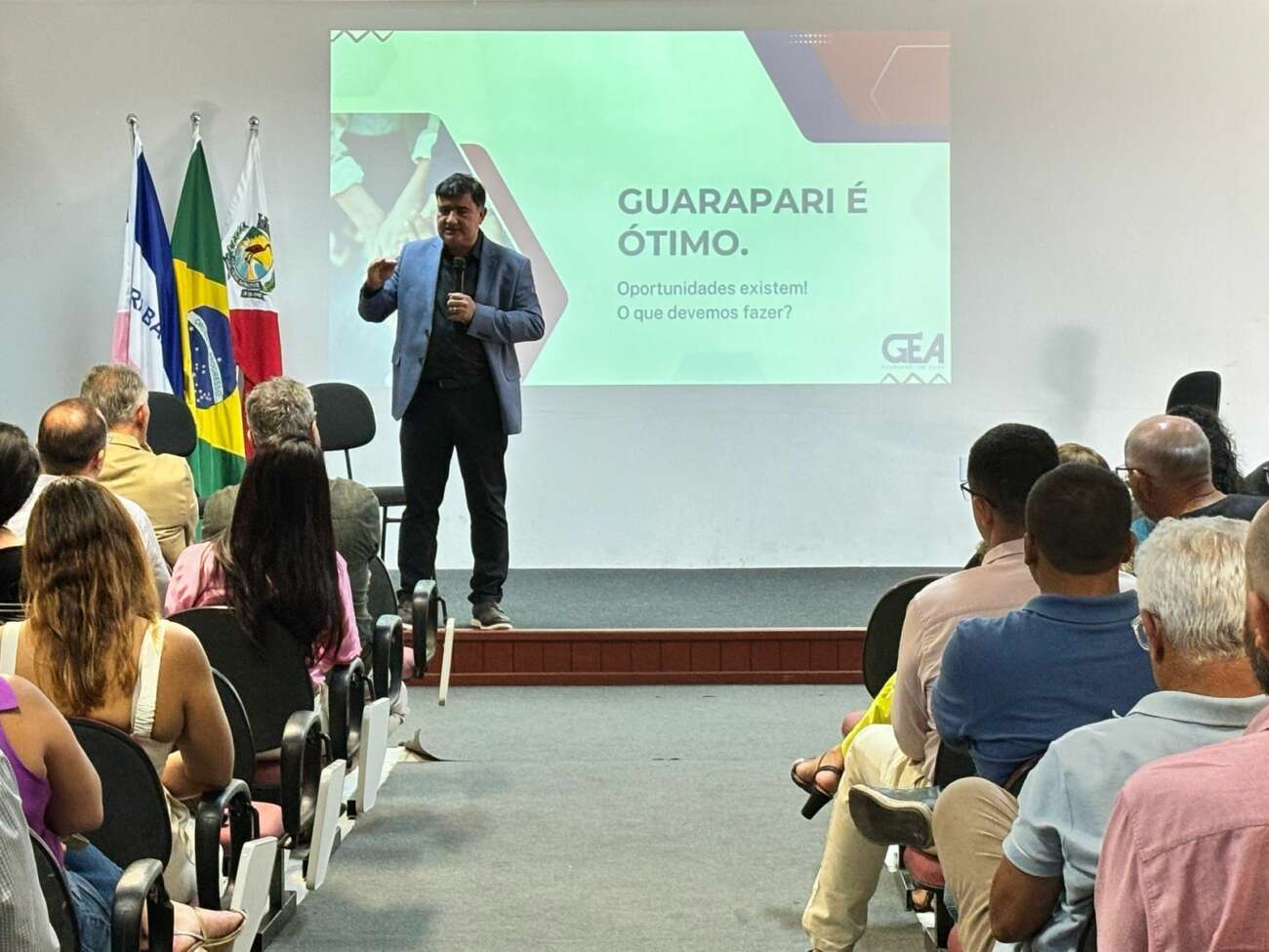 Encontro em Guarapari reúne especialistas e instituições para debate sobre qualificação profissional