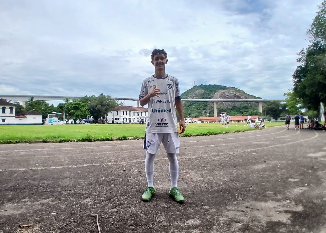 Jovem atleta de Guarapari é convocado para as Surdolimpíadas que acontecem no Japão  
