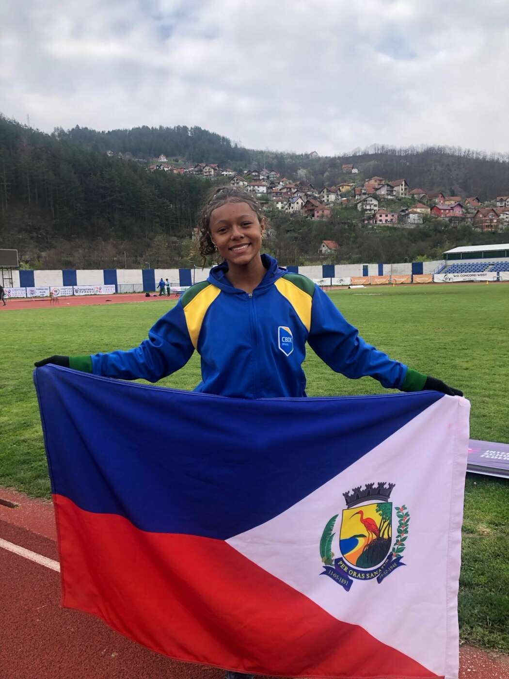 Atleta de Guarapari fica entre as 10 melhores do mundo em competição na Sérvia