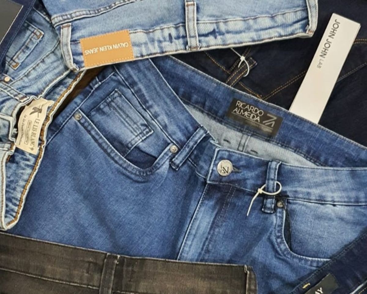 Outlet Jeans beneficente da Apae Guarapari oferece peças com preço de fábrica 1 capa jeans pecas apae
