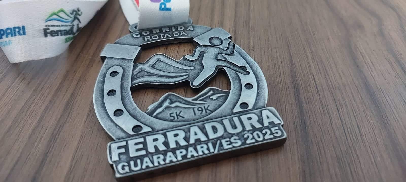 Medalha da Corrida Rota da Ferradura é eleita a mais bonita do Brasil