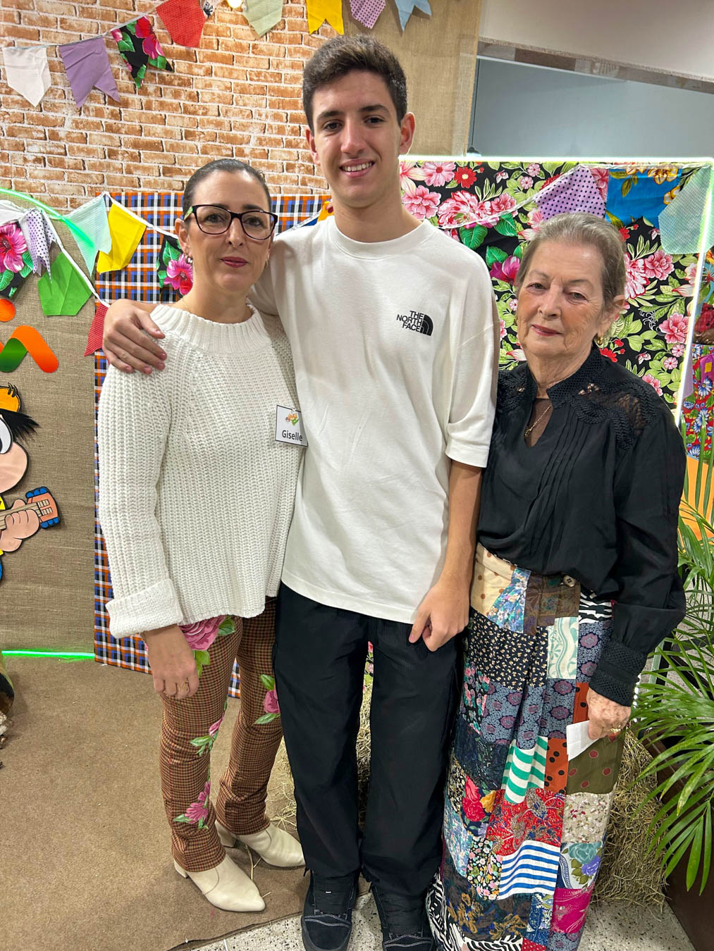 3 ARRAIA JESUS MENINO 4 revista sou guarapari