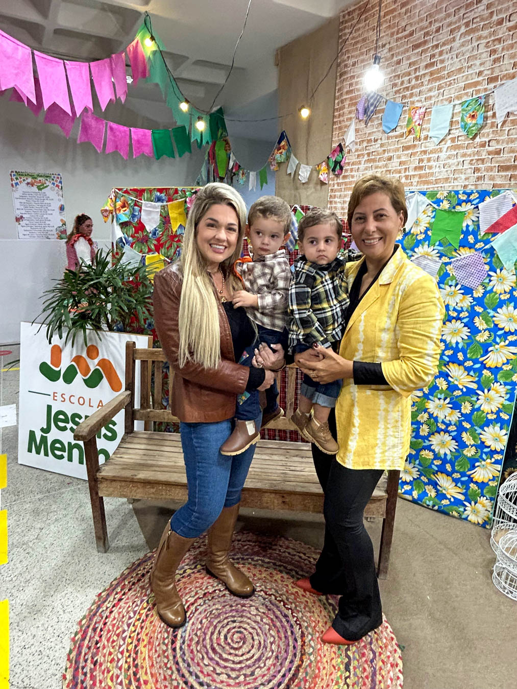 3 ARRAIA JESUS MENINO 5 revista sou guarapari