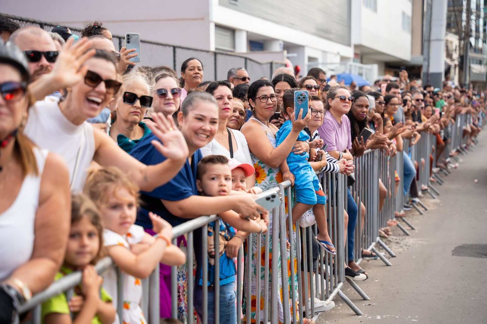 desfile civico militar guarapari 2025 134 anos 6