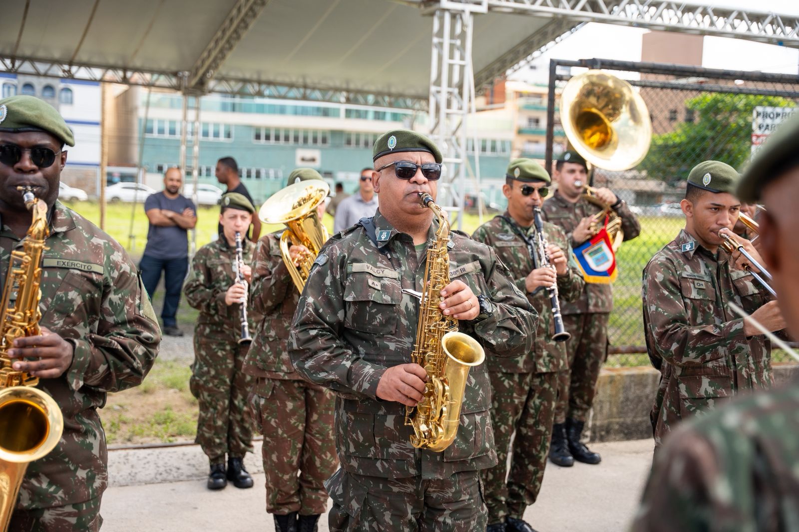 desfile civico militar guarapari 2025 134 anos 7