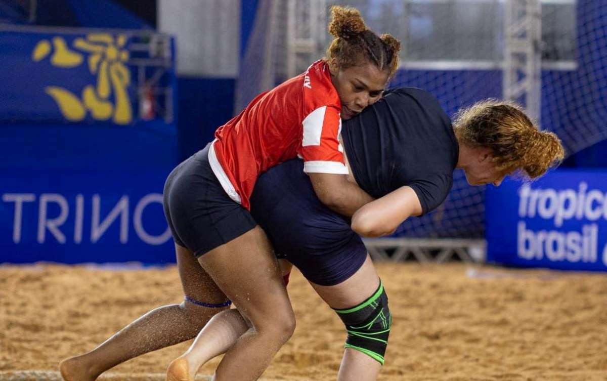Atleta de Guarapari brilha nos Jogos Universitários Brasileiros realizado na Paraíba