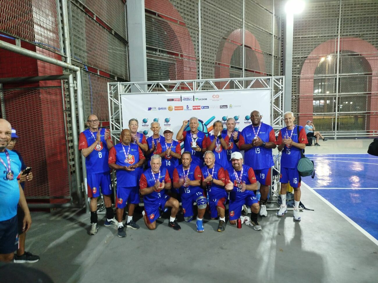 Copa de vôlei sênior reúne mais de 350 atletas em grande celebração do esporte em Guarapari 2 IMG 20251113 WA0052