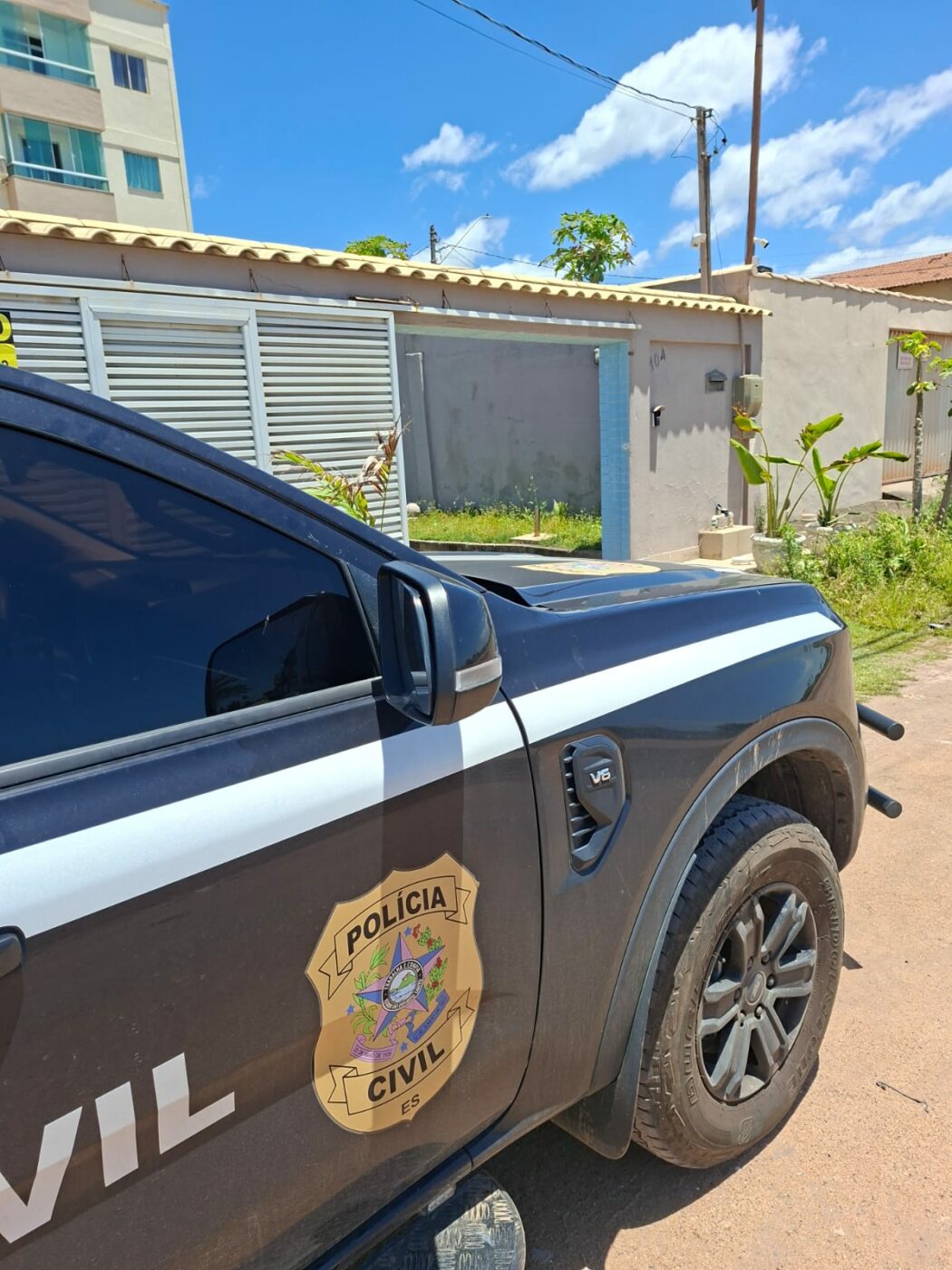 Casal é preso suspeito de aplicar golpe contra empresários de Guarapari 3 Imagem do WhatsApp de 2025 11 13 as 18.34.02 fc21cf15