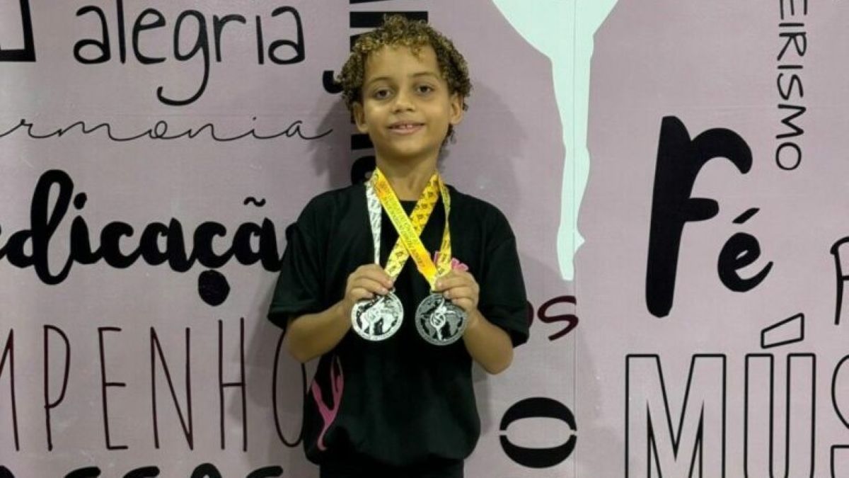 Jovem bailarino de Guarapari conquista aprovação na Escola do Teatro Bolshoi