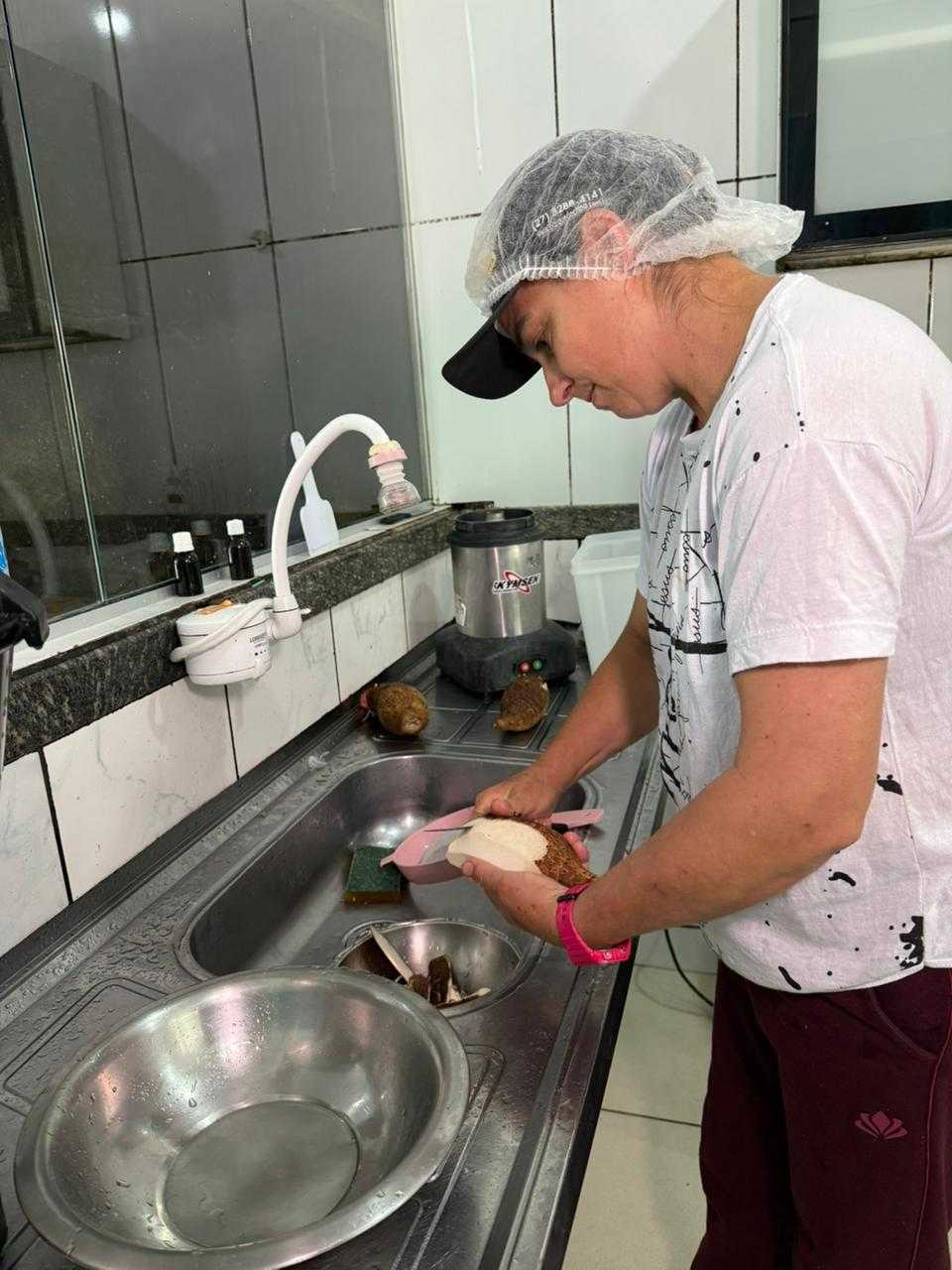 Sorvete com sabor que vem da terra conquista região de Alfredo Chaves 3 picole de inhame3