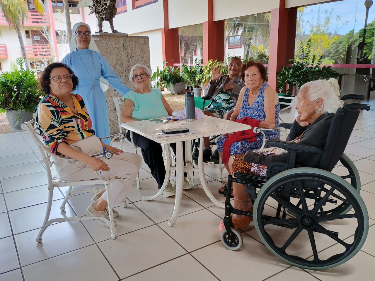 Idosos do RISA vivem dias de lazer e bem-estar em hospedagem no Sesc Guarapari 3 risa no sesc 2