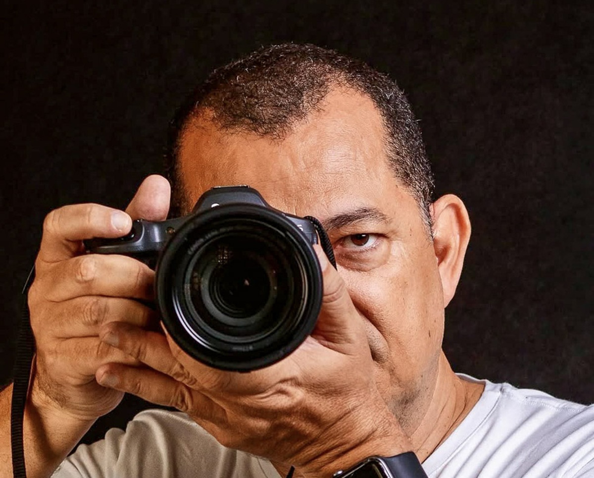 Guarapari como inspiração: o olhar artístico de Marcelo Moryan