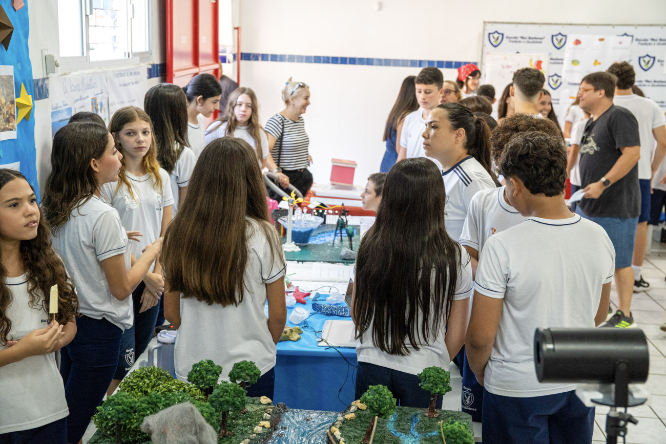 Criatividade e conhecimento marcam Feira de Ciências da Escola Rui Barbosa 1 fotos gerais para escolher 2