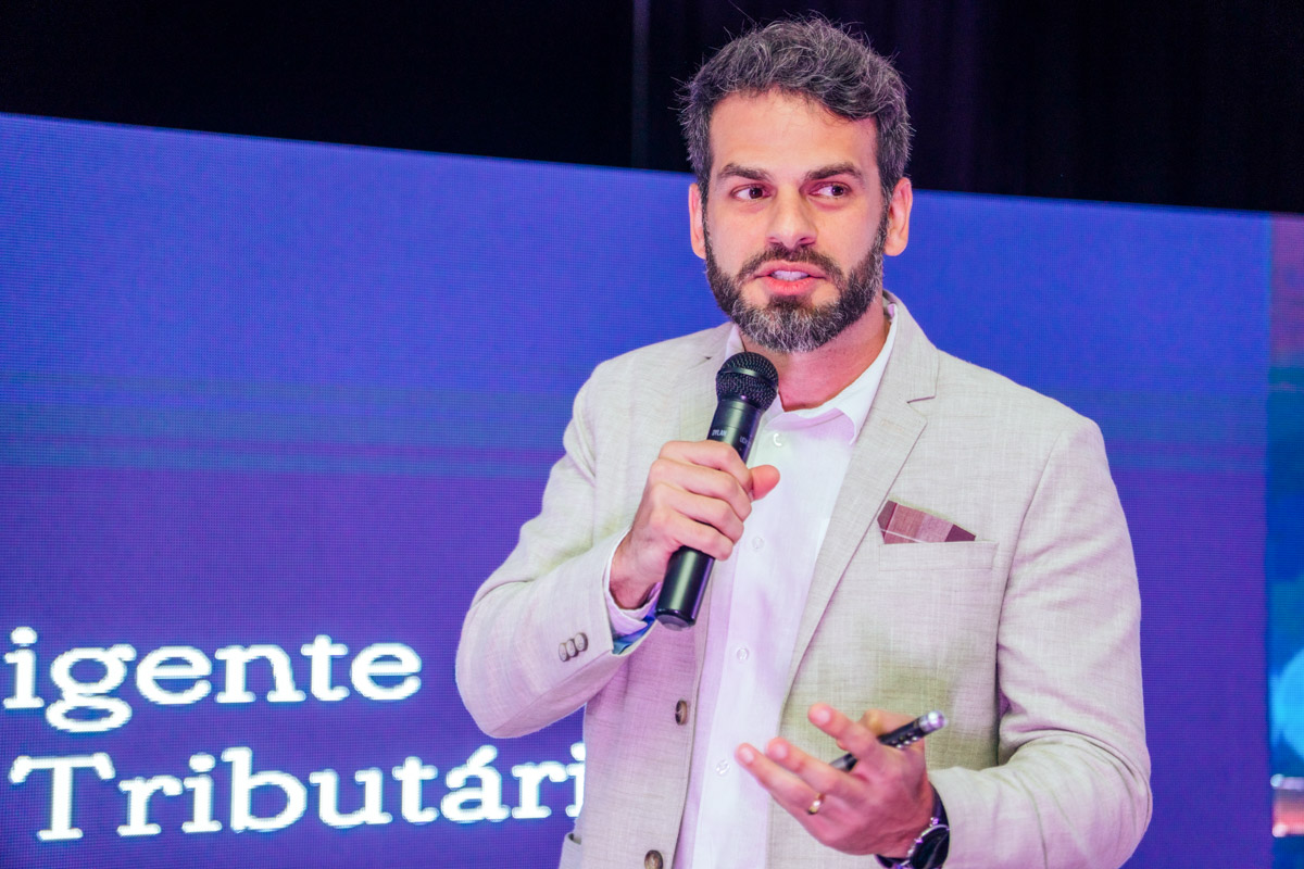 Exata Contabilidade: da obrigação à estratégia 3 Eliudem Galvao