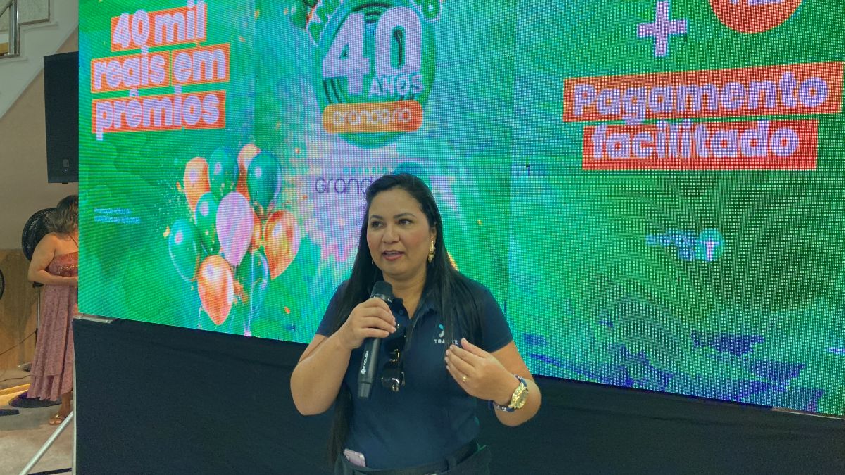 Magazin Grande Rio celebra 40 anos de história, tradição e compromisso com Guarapari 10 Kellen Cristina cliente1