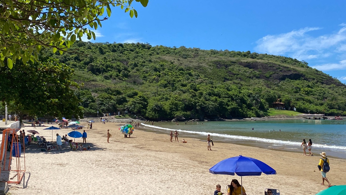 Hifa Guarapari lança "Projeto Praia Limpa" e faz ação neste sábado (31) 1 Projeto Praia Limpa Hifa Guarapari 2