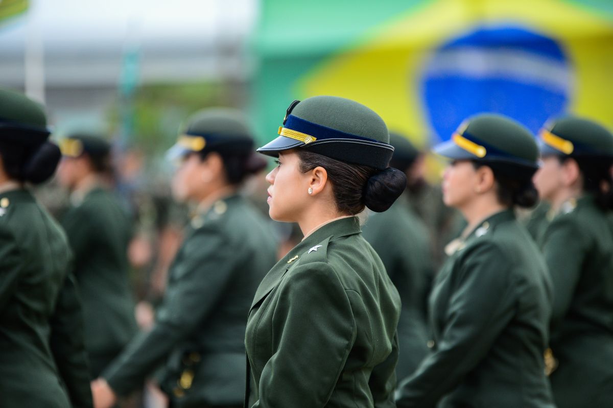 Alistamento militar feminino segue até junho; iniciativa voluntária está no segundo ano 1 alistamento militar feminino