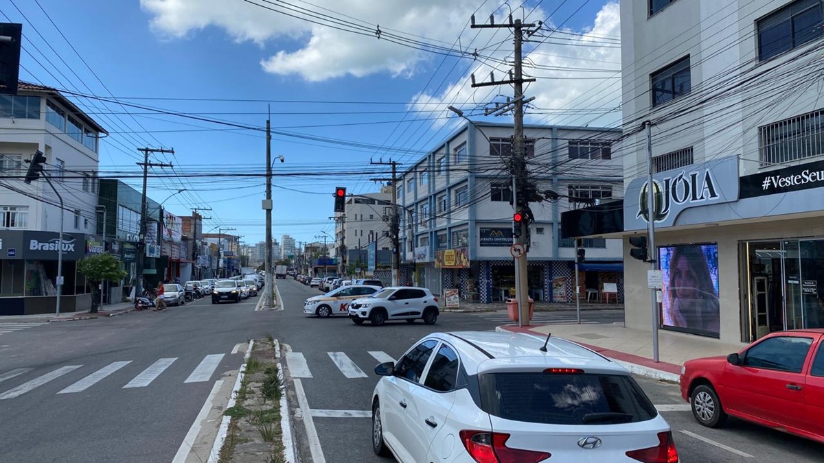 Avenida F terá mudança de sentido no encontro com a Jones dos Santos Neves em Guarapari 3 avenida jones dos santos neves c avenida F