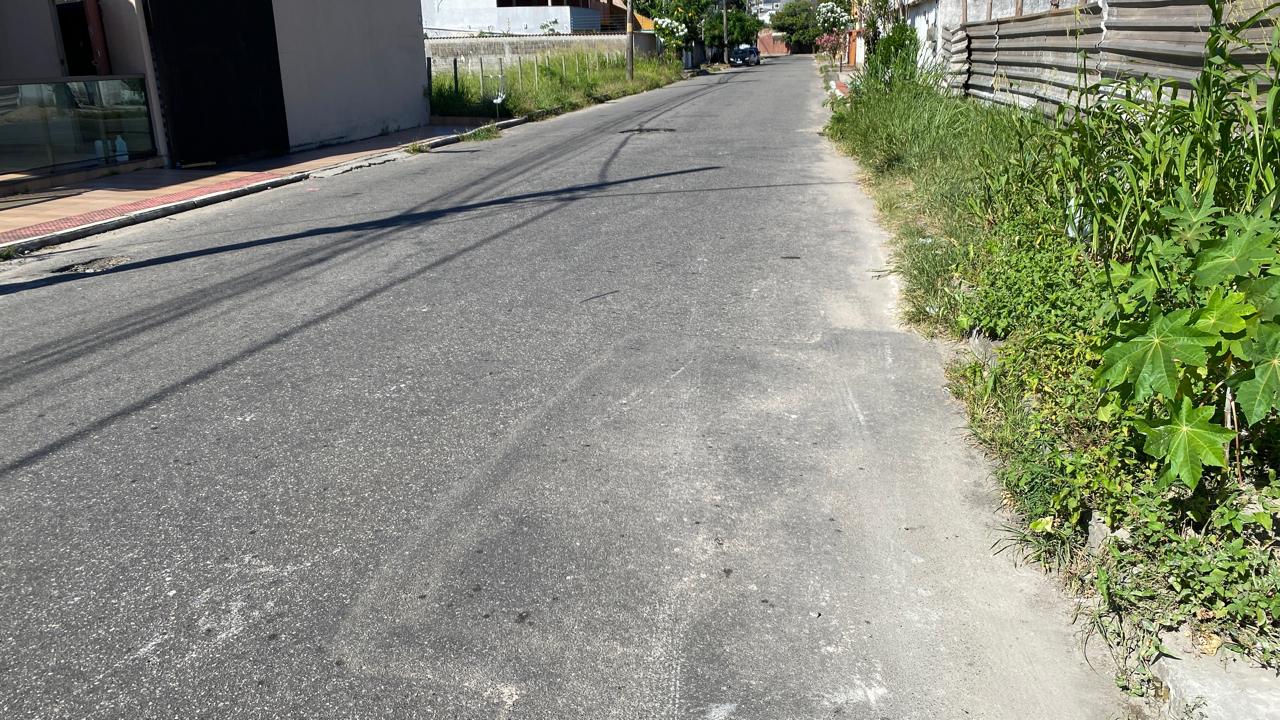 IPTU 2026: aumento da taxa de lixo também surpreende moradores em Guarapari 5 rua pdm sem capina