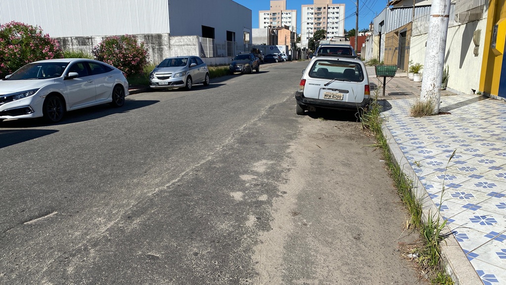 IPTU 2026: aumento da taxa de lixo também surpreende moradores em Guarapari 2 ruas pdm sem capina 1
