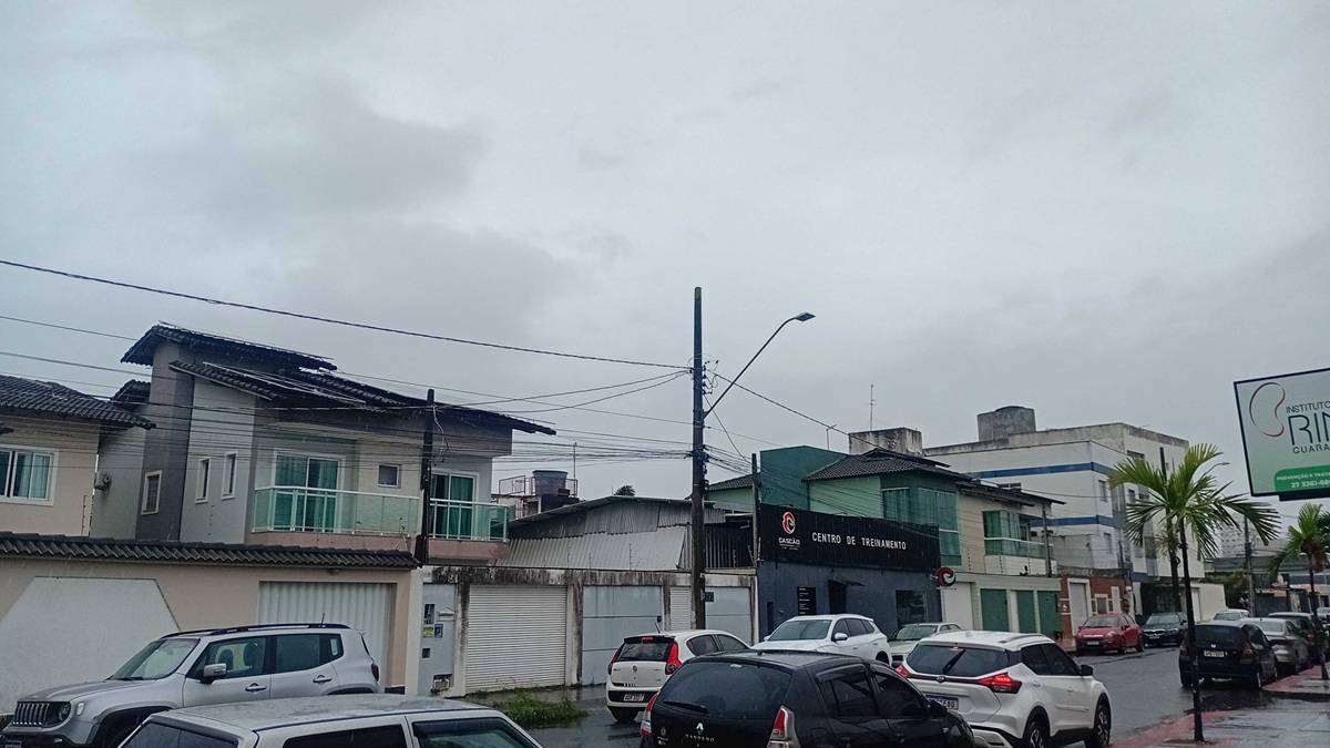 Guarapari tem alertas para chuvas intensas e tempestade até quarta (7) 1 tempo chuvoso guarapari