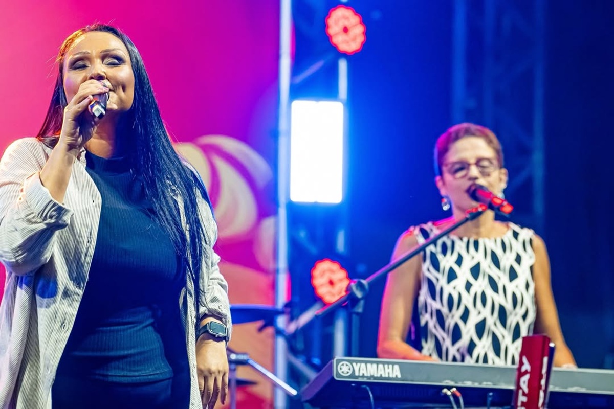 Esquenta Guarapari: programação para todas as idades e diversos estilos musicais de Meaípe a Setiba 1 vanessa loyola e ananda torres IG