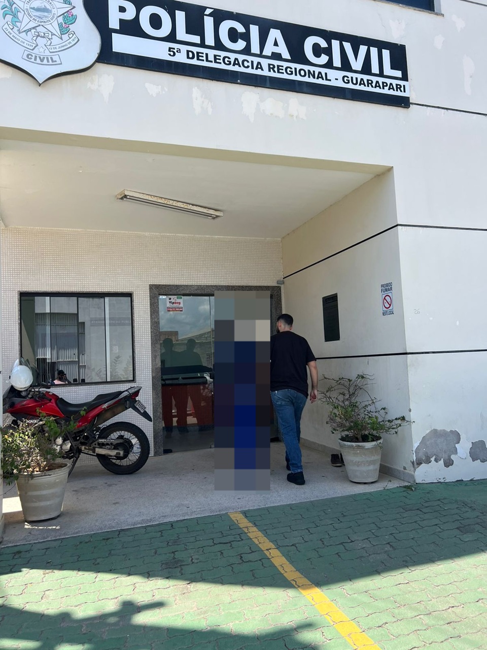 Polícia Civil realiza operação e prende dois suspeitos de roubo em Guarapari 1 PC operacao roubo 1