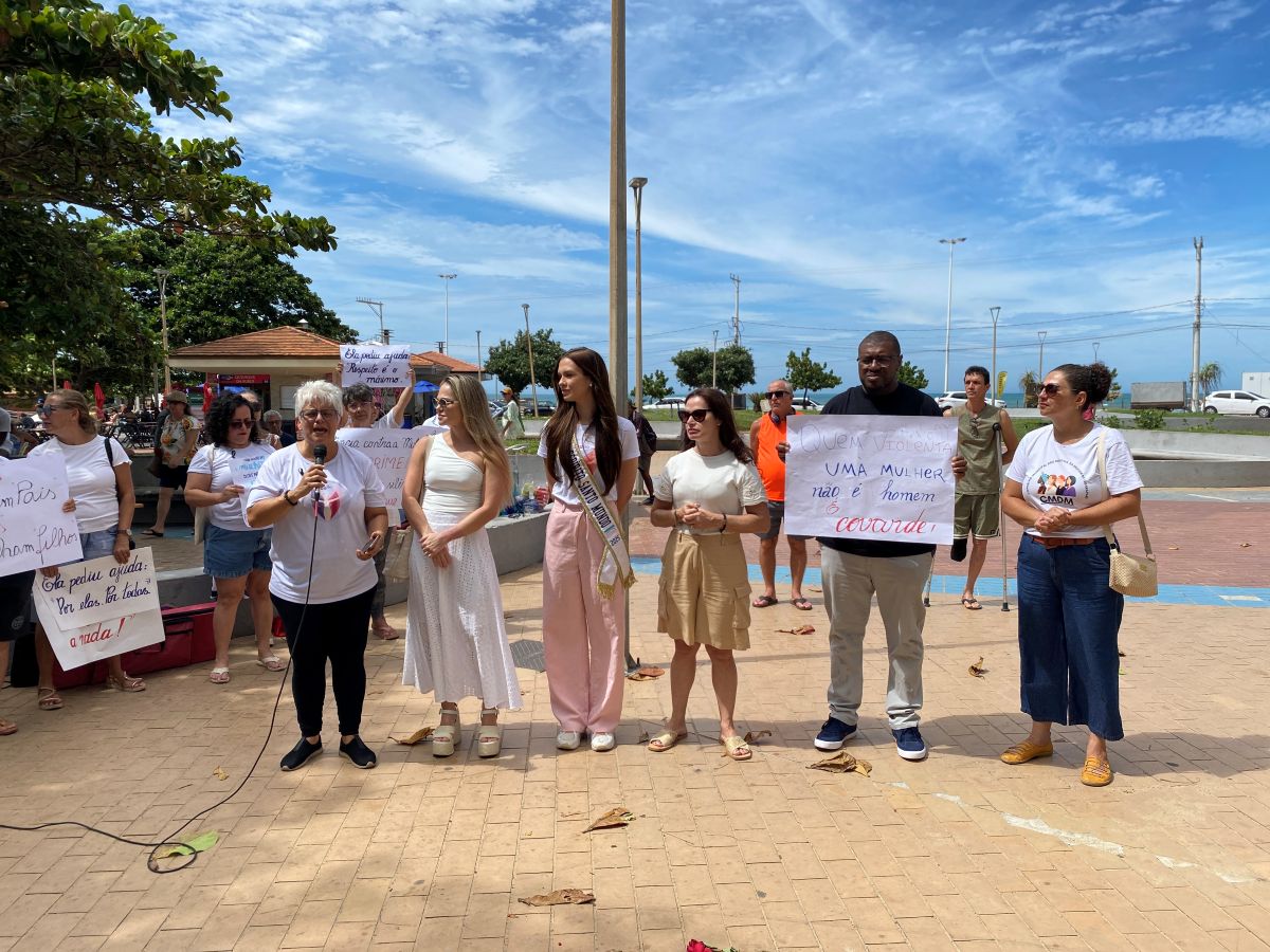 EcoPaz completa cinco anos de ações no combate à violência contra a mulher 4 Alba Francini Leticia Rosana Marcelao e Erika