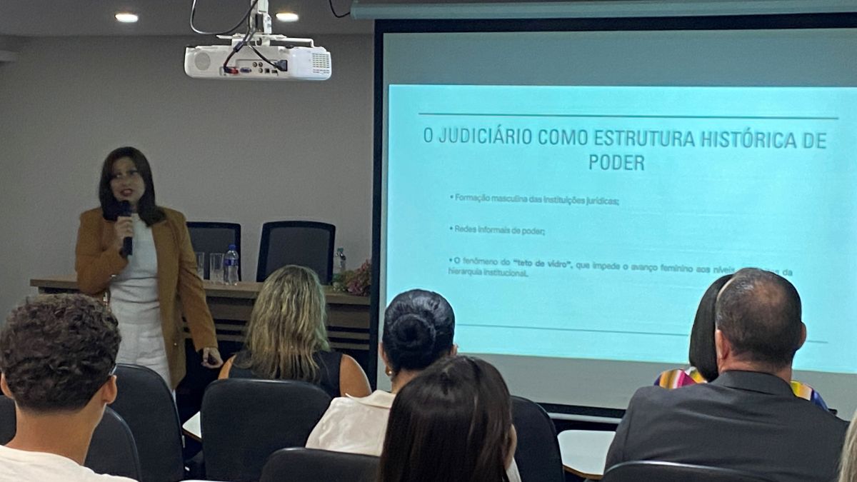 “Liderança feminina e os desafios de ocupar espaços de poder” é tema de evento na sede da OAB Guarapari 4 Flavia Brandao