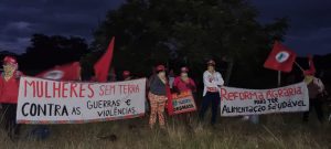 3º dia: MST mantém ocupação em área da Samarco em Anchieta 3 MTS 3