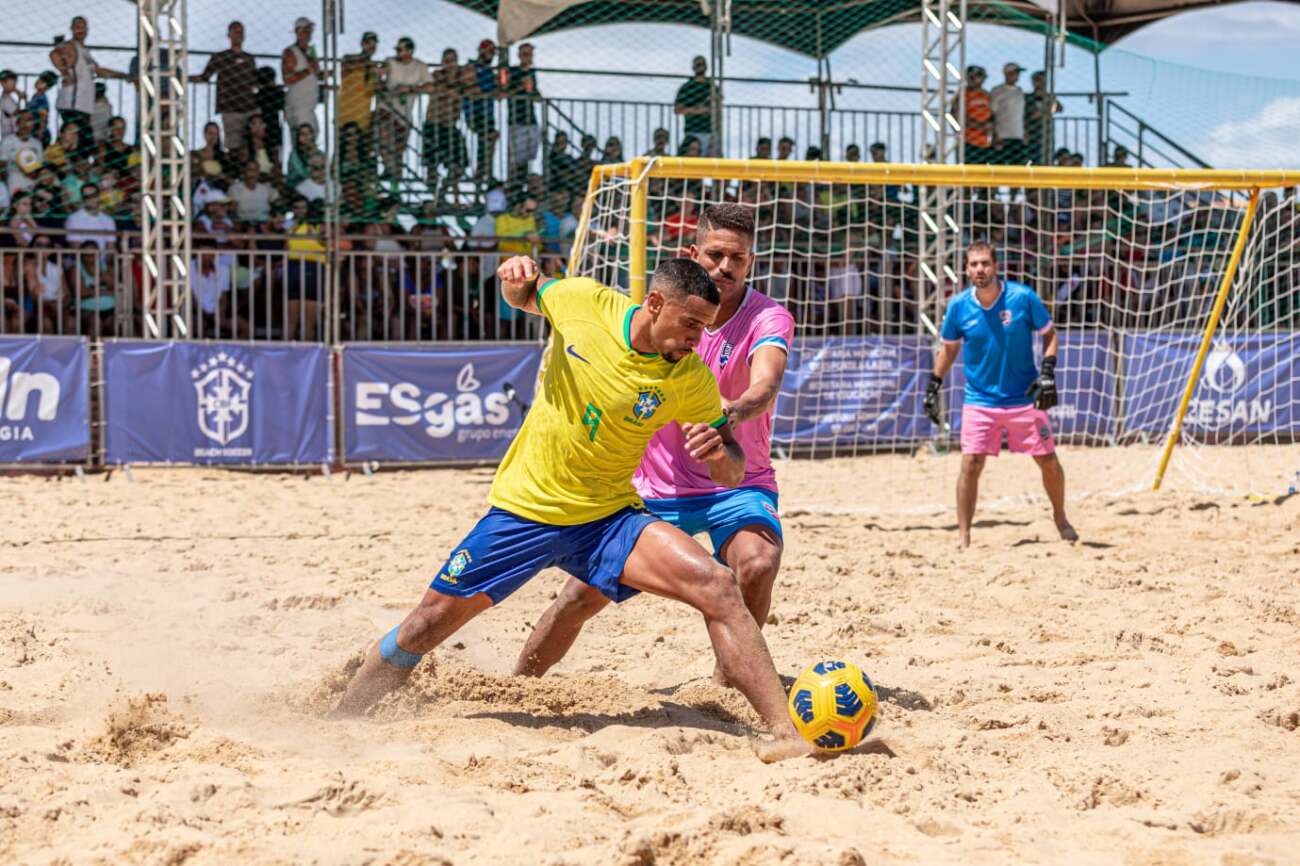 Guarapari recebe seleções, marca despedida e festa do beach soccer em Meaípe 5 selecoes beach soccer 2