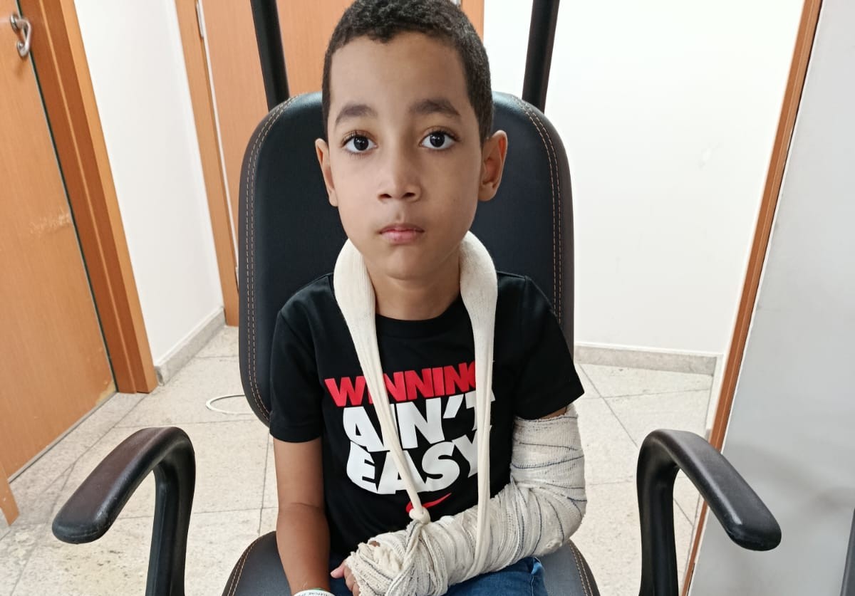 Família de Guarapari pede ajuda para tratamento de menino com doença genética