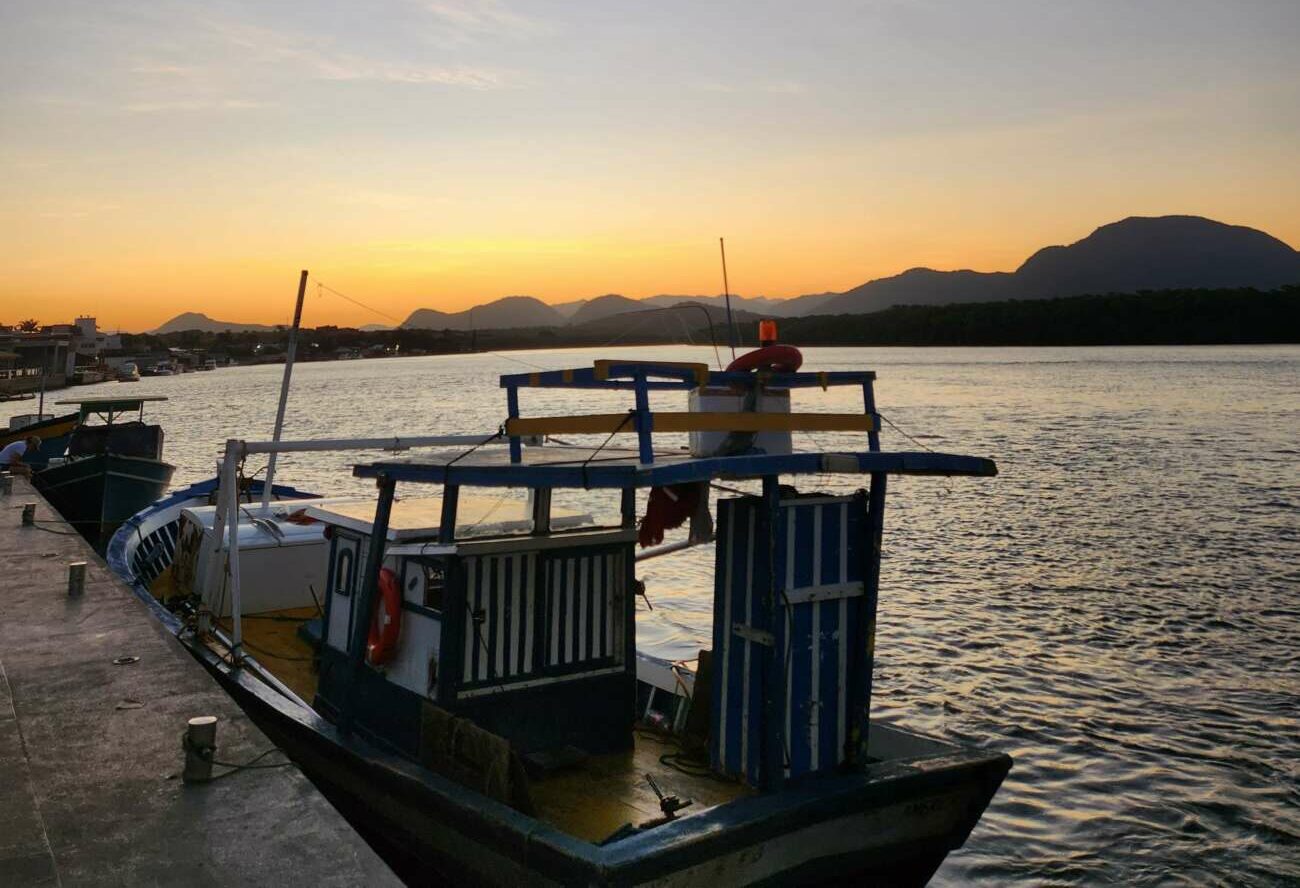 Vistoria gratuita de embarcações em Guarapari: pescadores têm até 8 de maio 1 canal guarapari 2023 barco pesca