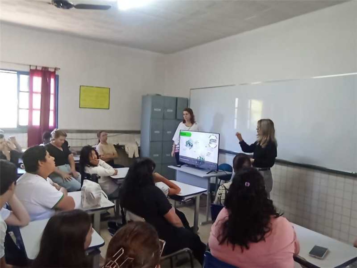 Projeto une ciência, tecnologia e incentivo financeiro para estudantes de Alfredo Chaves