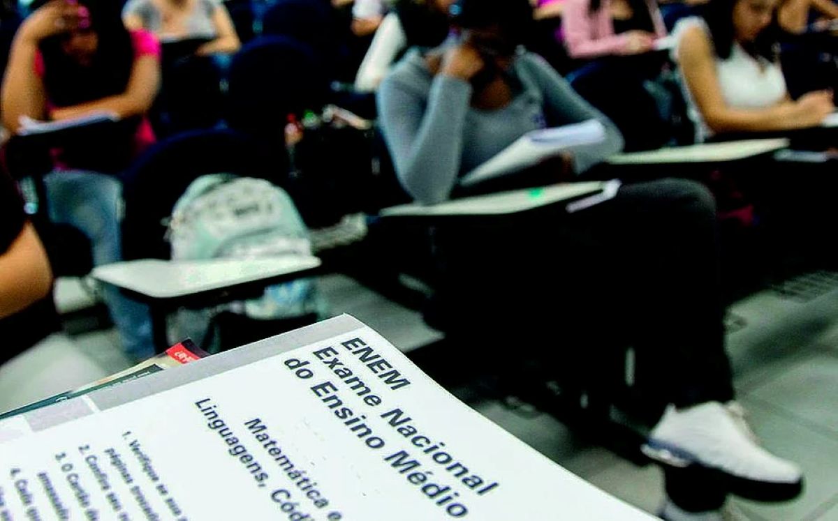 Enem 2026 terá inscrição automática para alunos da rede pública; calendário já foi divulgado