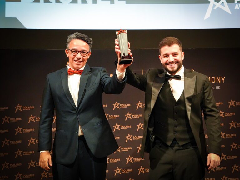 Agência com sócio e consultor capixaba recebe 12 prêmios no Polaris Awards 2026