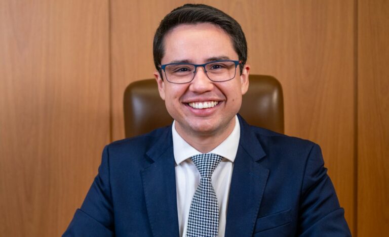 Pastor Raphael Abdalla destaca o poder da fé em novo livro