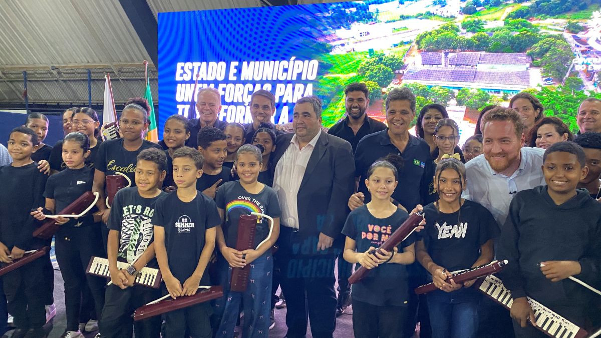 Guarapari: Ferraço oficializa investimento de quase R$ 24 milhões para revitalização do Caic 6 reforma caic 4