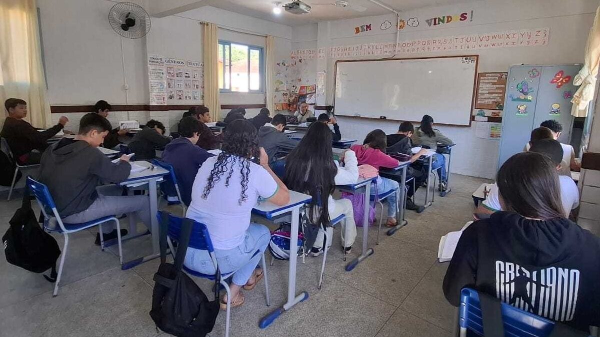 Estudantes da rede municipal participam de Olimpíada de Matemática