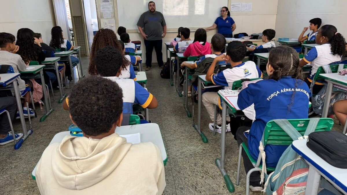 Guarapari prevê concurso para professores com mais de 500 vagas em 2027