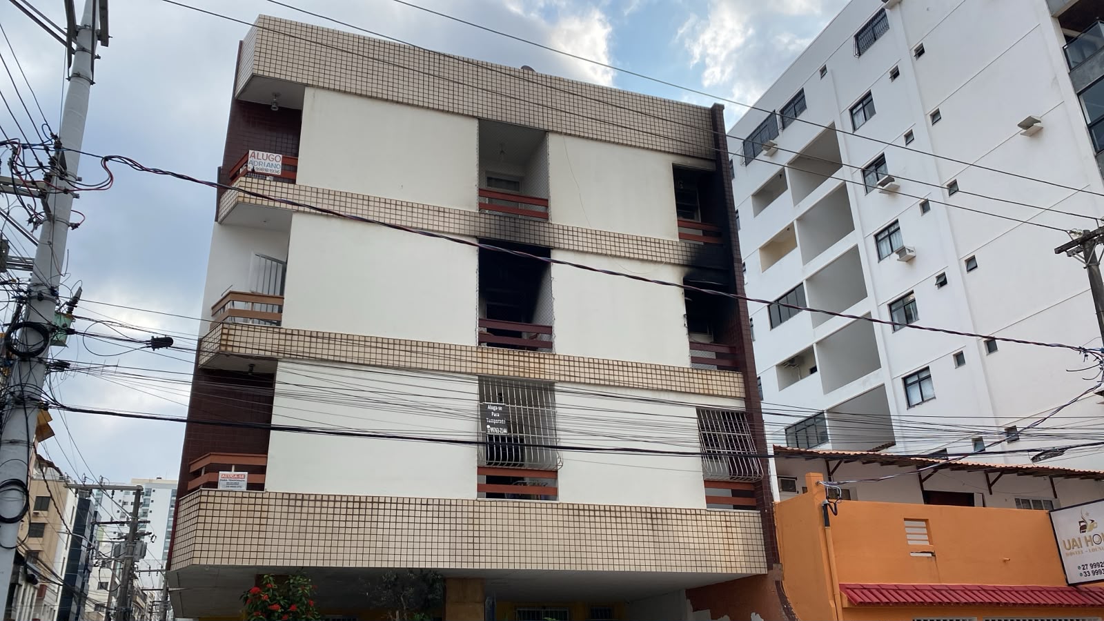 Incêndio em apartamento na Praia do Morro assusta, mas não deixa vítimas nem danos estruturais 2 incendio guarapari 5